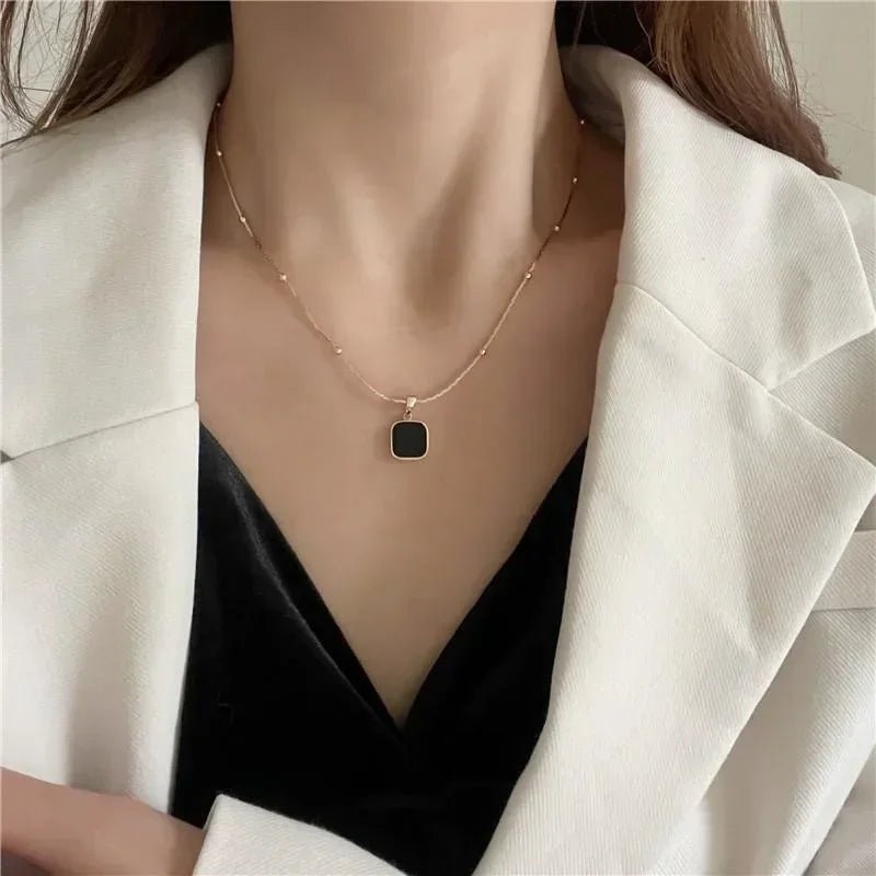 Women's Neck Chain Black Exquisite Minimalist Square Pendant Choker - ESTEEMSO.COM